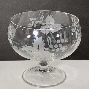Pasabahce Bowl Clear Crystal Etched Grape Leaf Vine Pedestal Dessert Dish Footed